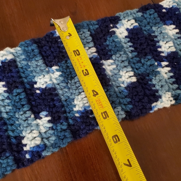 Handmade Knitted Scarf Multi-color Blue - Picture 7 of 8